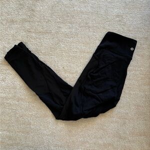 Black Lululemon Leggings - Size 4 - mesh legs